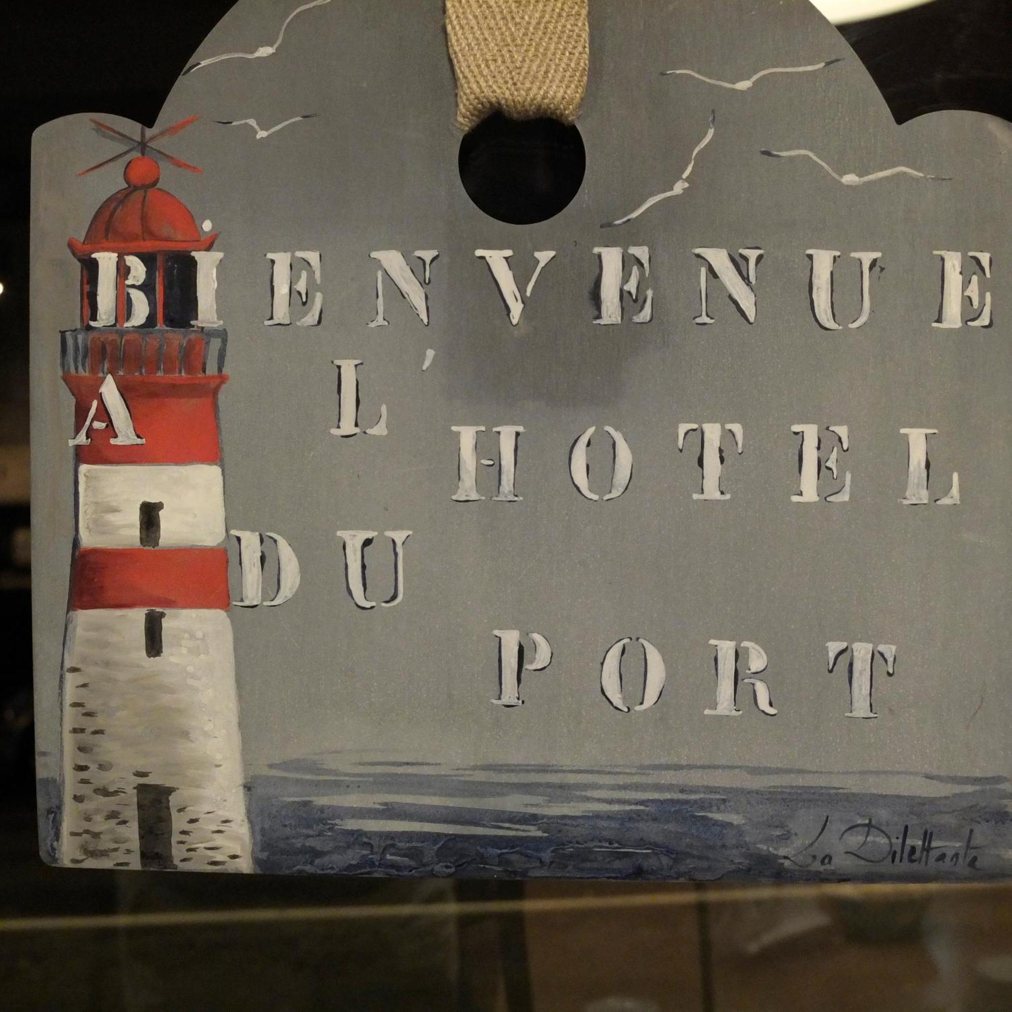 Hotel Du Port Морле Экстерьер фото