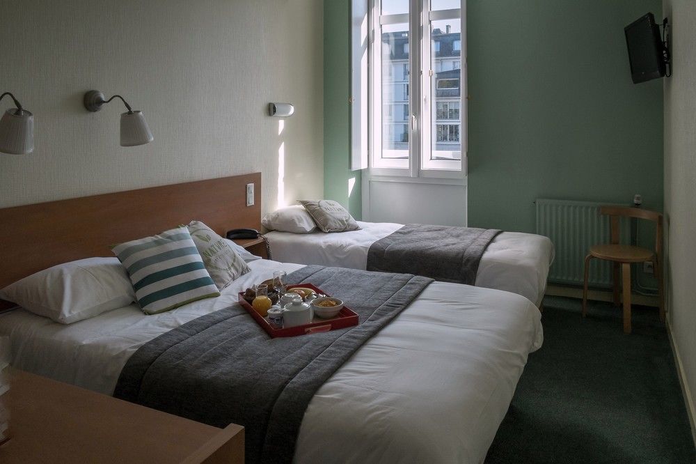 Hotel Du Port Морле Экстерьер фото